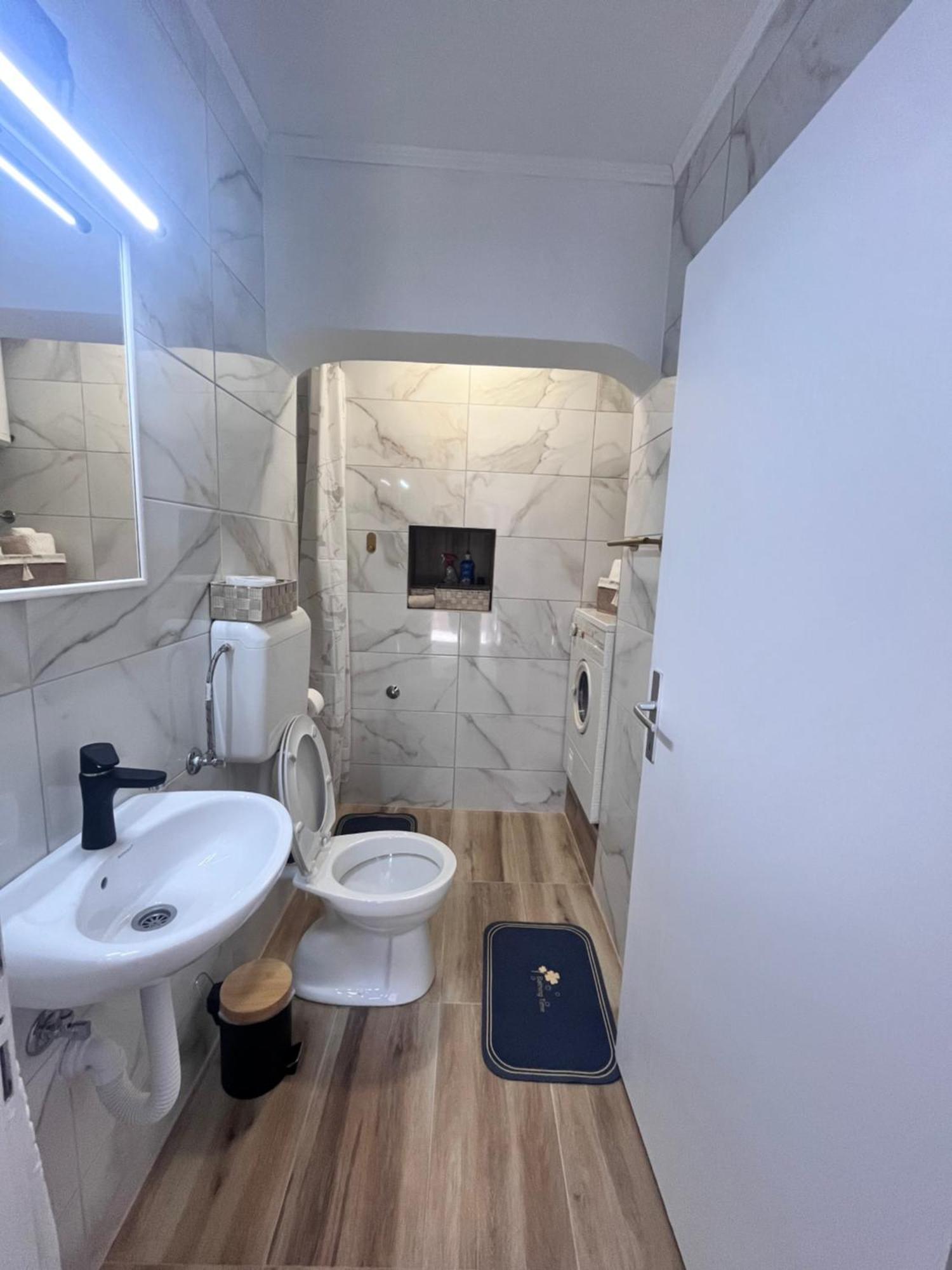 Apartman Mim 特雷比涅 外观 照片